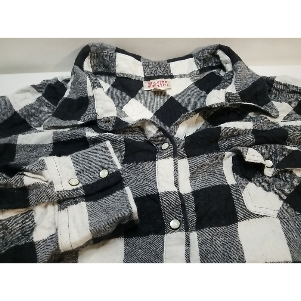 Mossimo Supply Co Womens Flannel Plaid Shirt Long Sleeve Button Up Black White 2